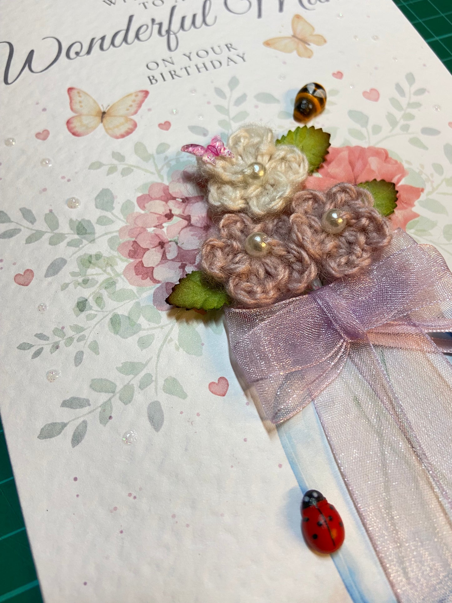 Handmade Crochet Flower Birthday Card for Mum – Unique Keepsake Birthday Card